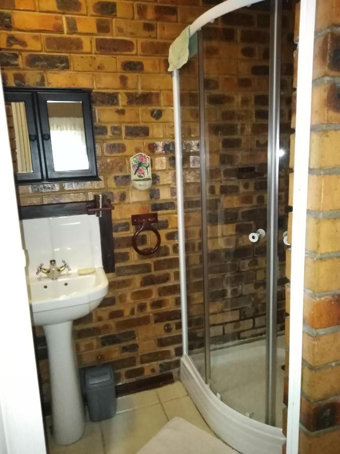 Khokha Moya Guesthouse Ermelo Luaran gambar