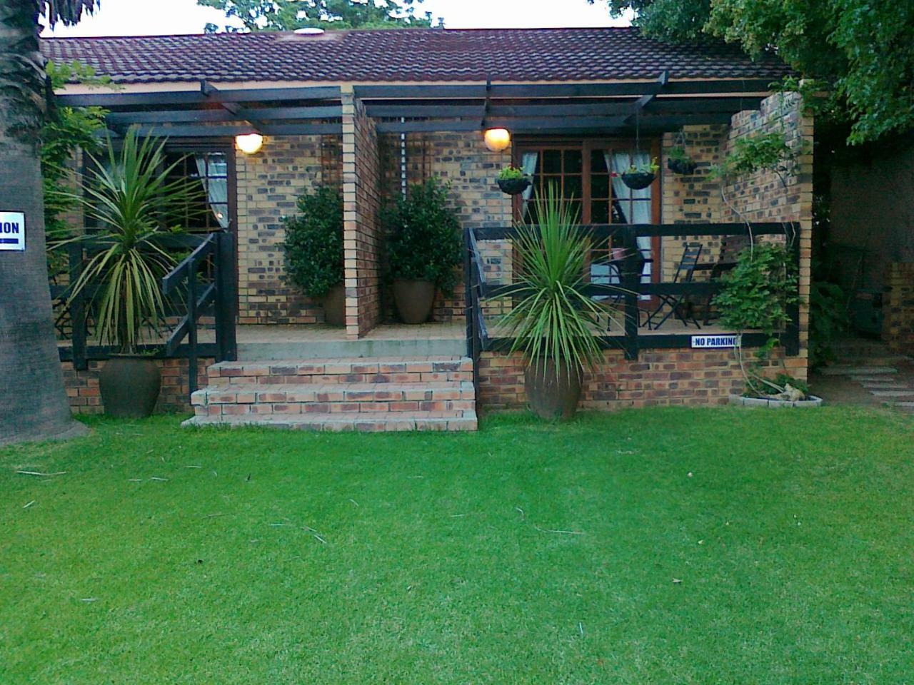 Khokha Moya Guesthouse Ermelo Luaran gambar